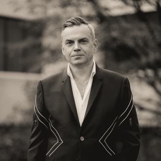 Darius Dominczak