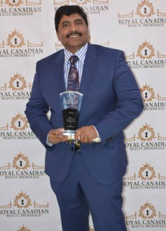 Gold Club Award winner @ Royal Canadian Realty, Brokerage in Three Constitutive years In 2018, 2019, 2020.