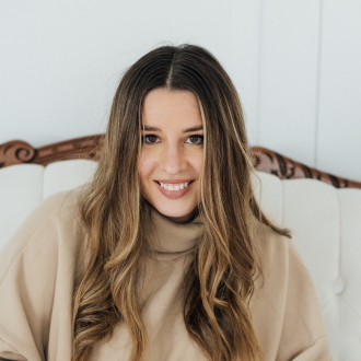 Lara Stasiw
