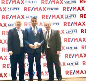 Remax Real Estate Centre Award