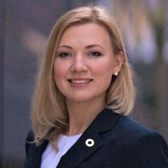 Elena Yelizarov