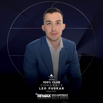 100% Club at RE/MAX - Youngest Recipient in the Company of 1200+ Agents